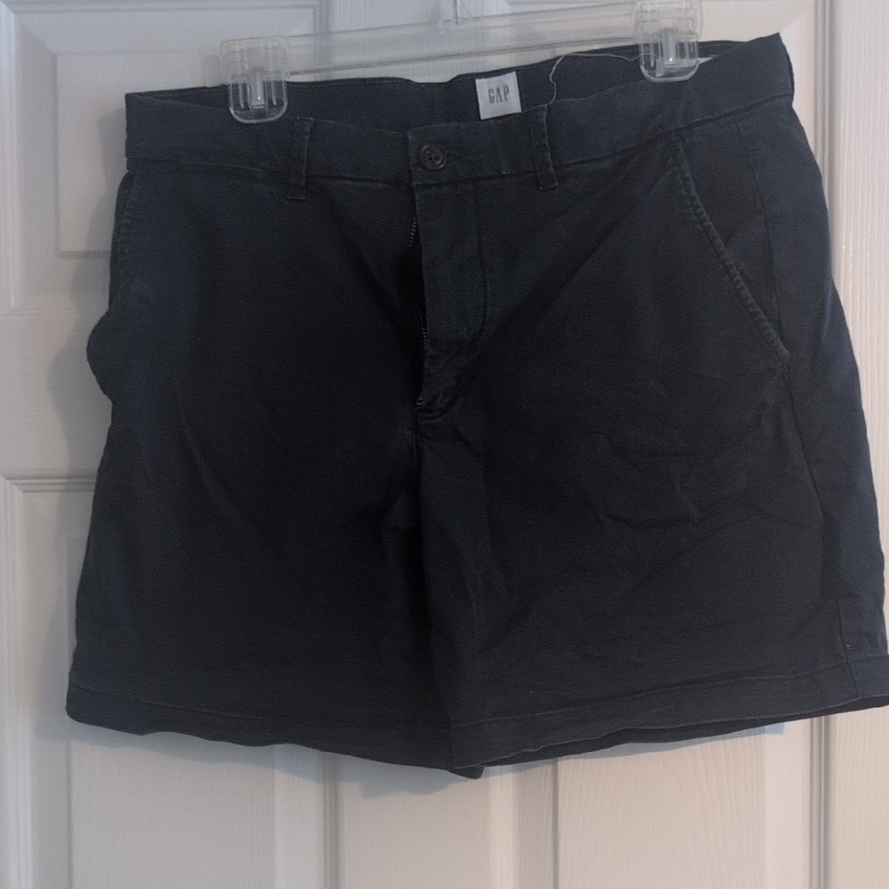 GAP Charcoal Everyday Shorts